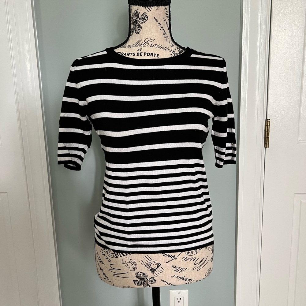 White House Black Market 3/4 Sleeve Horiztonal Striped Shirt